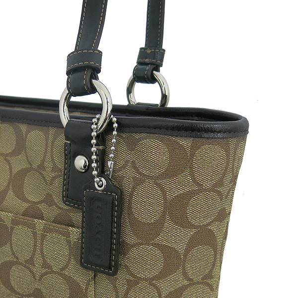 Coach(��ġ) F18917 �ñ״�ó PVC ���� Ʈ���� �ٰ� ��Ʈ�� ����� [���빮��] �̹���3 - ���̺��� �߰���ǰ