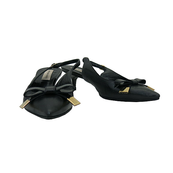 ������  ����