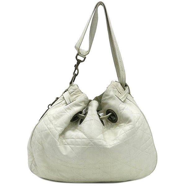 ���  �����