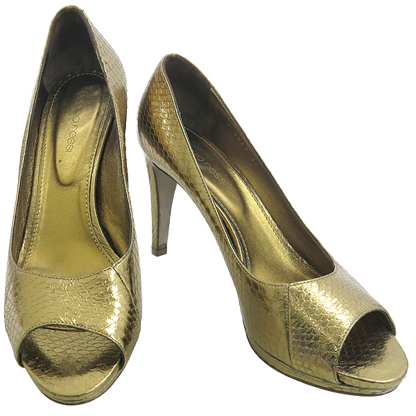 ���������ν�  ����