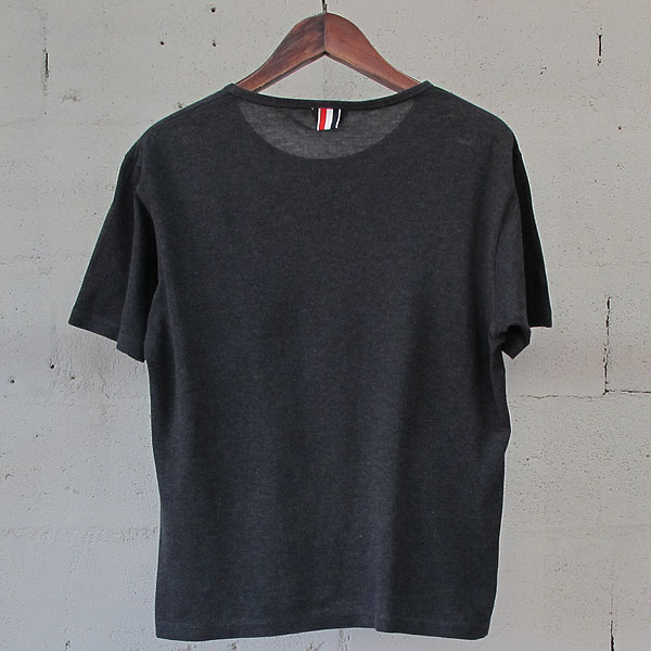 THOM BROWNE(�����) MJS010 A00047 ���� �׷��� �ñ׳��� ���� ������ ���� Ƽ���� [���빮��] �̹���3 - ���̺��� �߰���ǰ