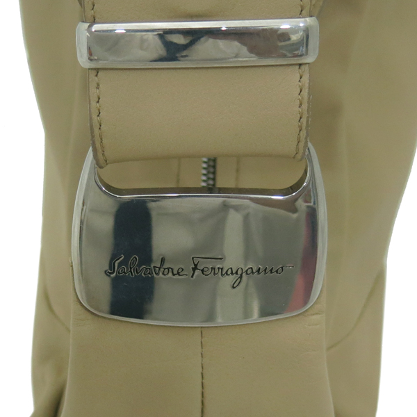 Ferragamo(��󰡸�) 21 D833 ������ ���� ȣ�� ����� [�λ꼾�Һ���] �̹���4 - ���̺��� �߰���ǰ