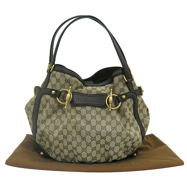 ����  �����