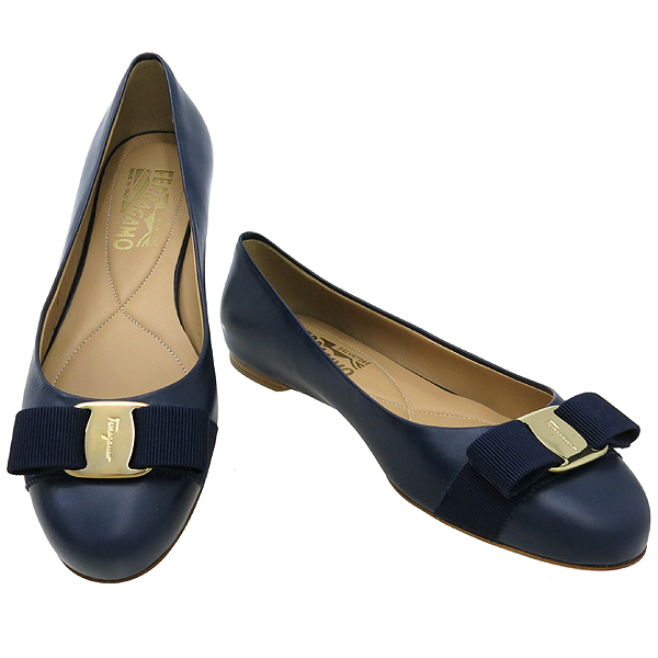 Ferragamo(��󰡸�) VARINA ���� �ٶ� ��� ���̺� �÷� �÷� ���� �̹���2 - ���̺��� �߰���ǰ