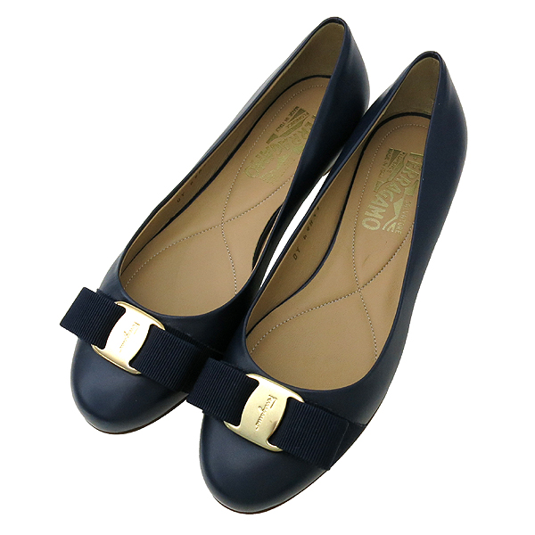 Ferragamo(��󰡸�) VARINA ���� �ٶ� ��� ���̺� �÷� �÷� ���� �̹���6 - ���̺��� �߰���ǰ