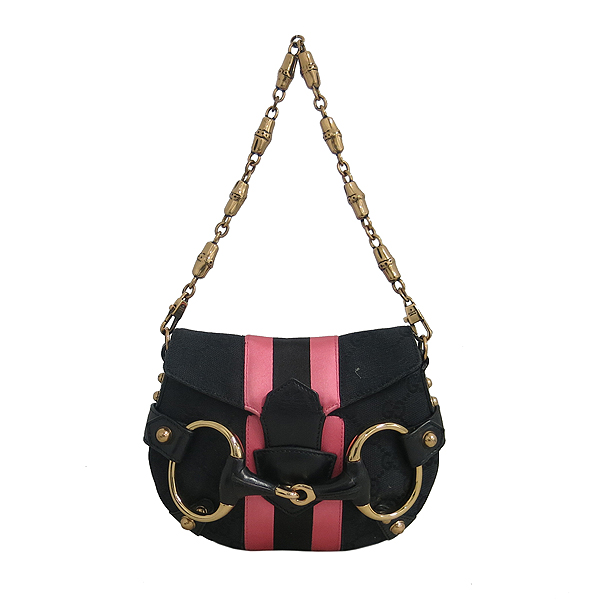 ����  �����