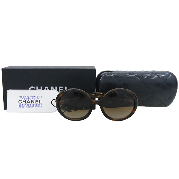 ����  ���۶�