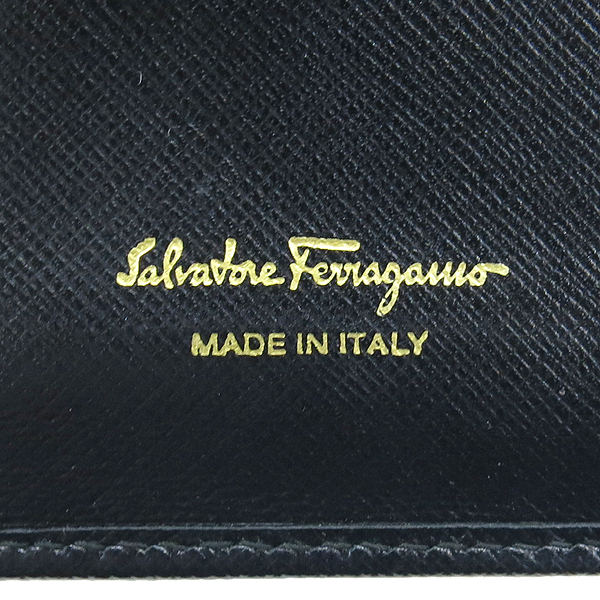 Ferragamo(��󰡸�) 22 A900 ���� �ٶ� ��� ���ǾƳ� ���� ������ �̹���4 - ���̺��� �߰���ǰ