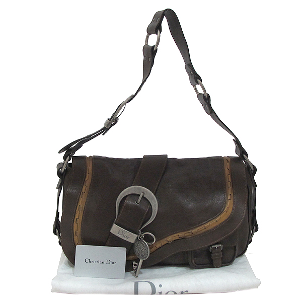 ���  �����