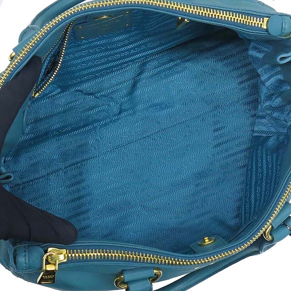 Prada(�����) BN2324 SOFT CALF ����Ʈ ī����Ų PAVONE �÷� ����ΰ� ��Ʈ�� + �����Ʈ�� [�뱸�ݿ��纻��] �̹���6 - ���̺��� �߰���ǰ