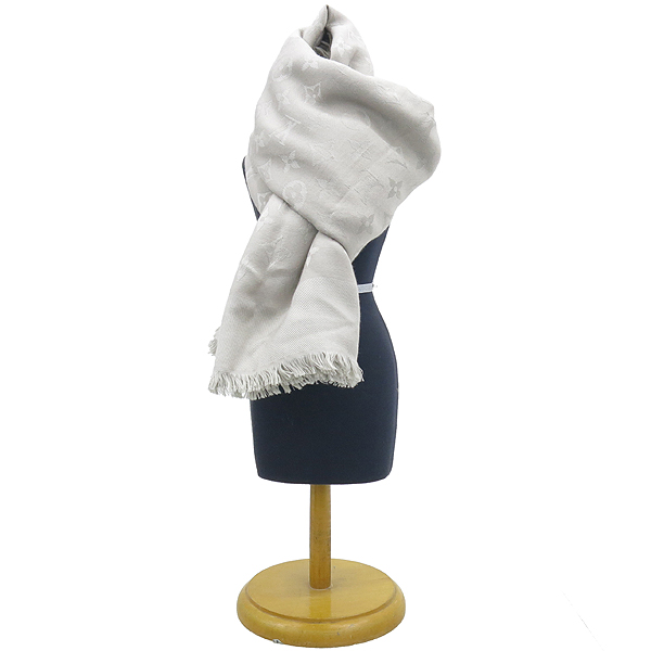 ���̺���  ���÷�