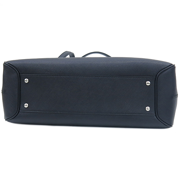 Ferragamo(��󰡸�) 21 C167 ���� ���ǾƳ� ���� ��ġ�� �� ��� ��Ʈ�� �̹���5 - ���̺��� �߰���ǰ