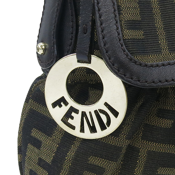Fendi(���) 8BR445 FF�ΰ� �ڰ��� ��ī ����� �̹���4 - ���̺��� �߰���ǰ