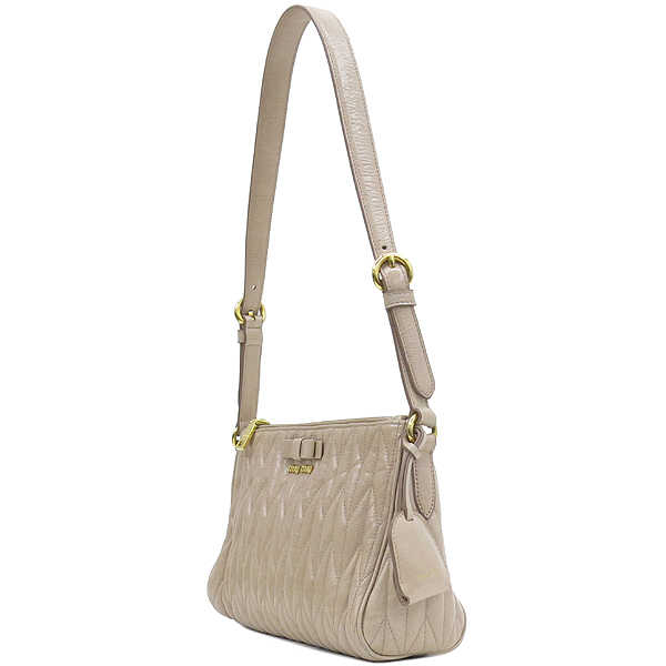 MiuMiu(�̿�̿�) RR1937 ���ڷ� ���� TRAPU ���� ������ ����� �̹���3 - ���̺��� �߰���ǰ