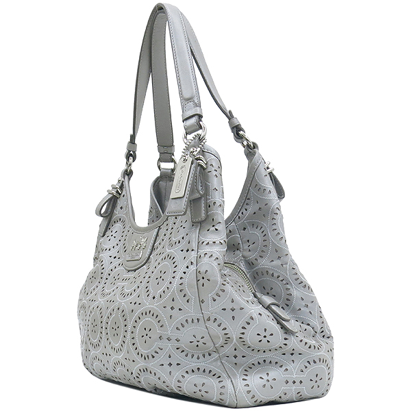 Coach(��ġ) �ǹ���Ż�� OP ART ���� ����ΰ� ��Ʈ�� �̹���2 - ���̺��� �߰���ǰ