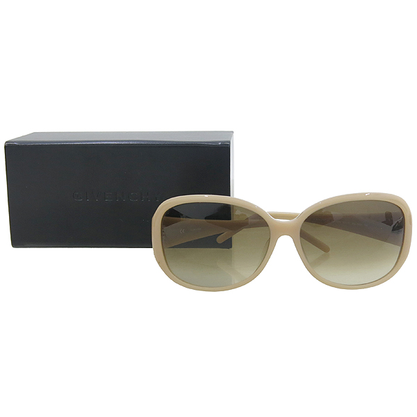 �����  ���۶�