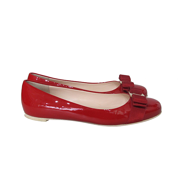 Ferragamo(��󰡸�) VARINA ���� ���̴�Ʈ �ٶ� ��� �÷� ���� [���빮��] �̹���4 - ���̺��� �߰���ǰ