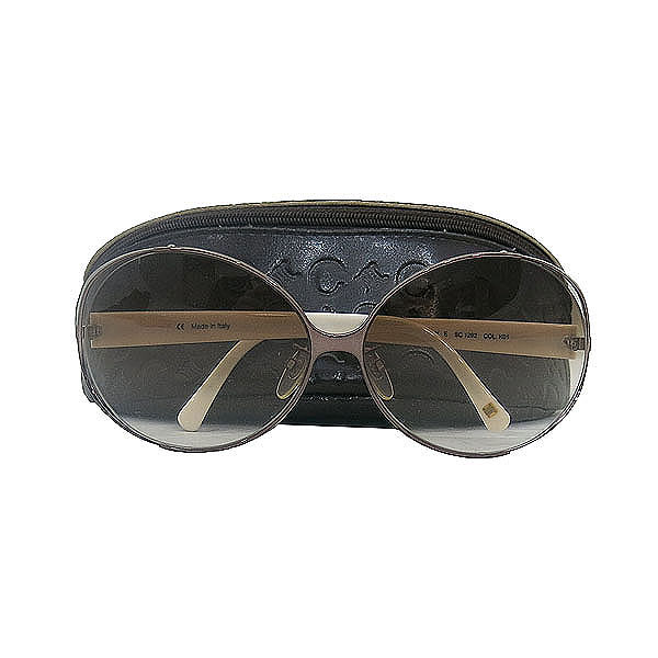 ������  ���۶�