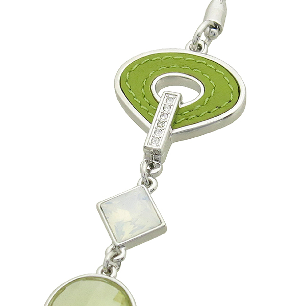 Swarovski(���ͷκ꽺Ű) ũ����Ż ��� �ڵ��� ���� �̹���3 - ���̺��� �߰���ǰ