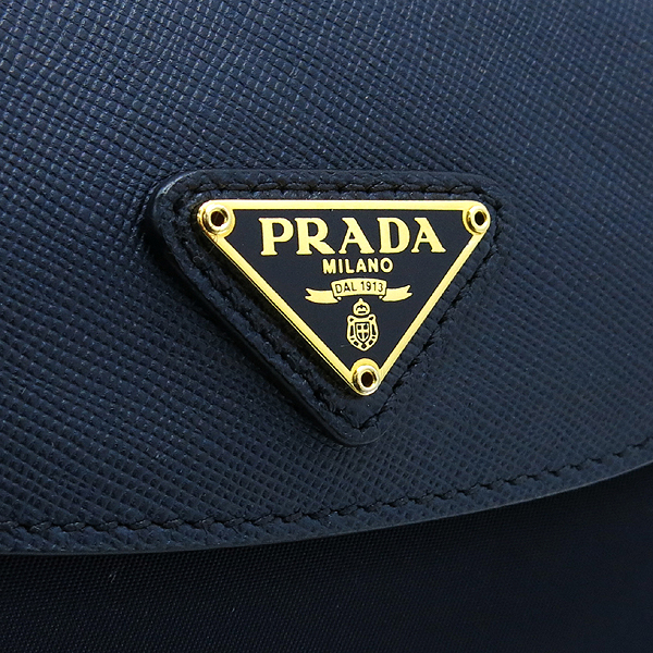 Prada(�����) TESSUTO SAFFIANO ���̺� �к긯 ���ǾƳ� ȥ�� �÷� ���� �ﰢ�ΰ� ũ�ν��� �̹���4 - ���̺��� �߰���ǰ