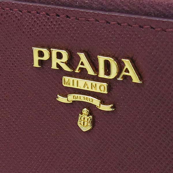 Prada(�����) SAFFIANO METAL ���ǾƳ� ���ǵ� ����ΰ� �������� ŰȦ�� �̹���3 - ���̺��� �߰���ǰ