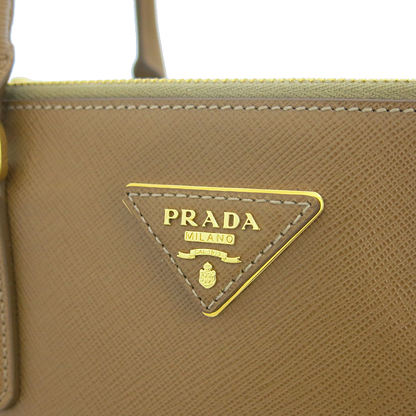 Prada(�����) BN2274 ���� �ΰ� SAFFIANO LUX(���ǾƳ� ����) ī�� �÷� ��Ʈ��+�����Ʈ�� [���빮��] �̹���4 - ���̺��� �߰���ǰ
