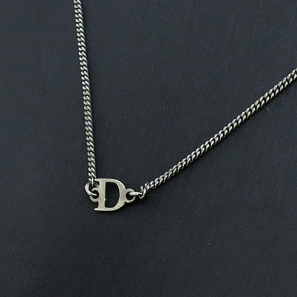 Dior(ũ����î���) ��� �ΰ� ��� ��Ƽ�� ������ ����� �̹���4 - ���̺��� �߰���ǰ