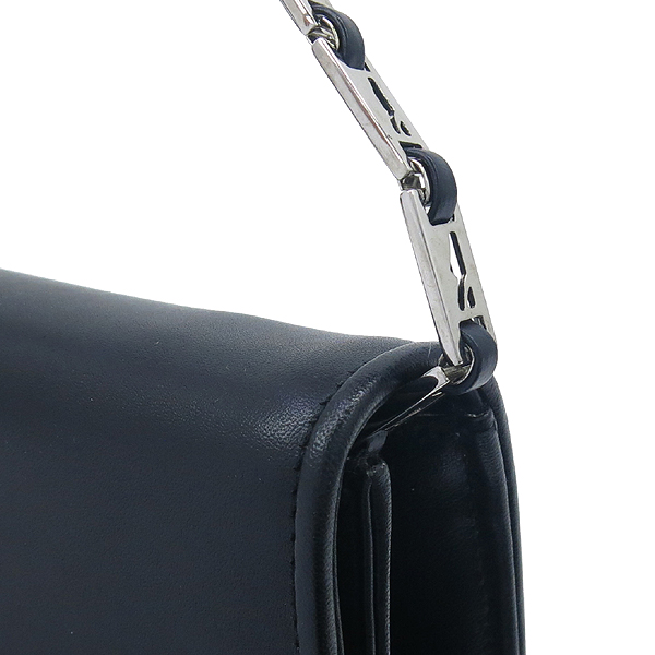 Ferragamo(��󰡸�) 21 4384 ���� ���� Ŭ��ġ�� ����� �̹���4 - ���̺��� �߰���ǰ