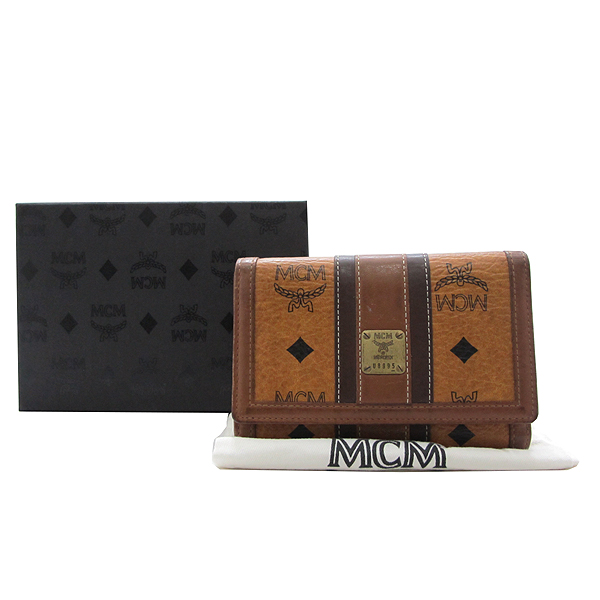 ������  ������