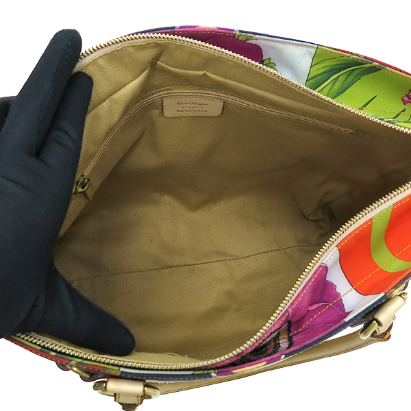 Ferragamo(��󰡸�) 21 6408 �к긯 ������ ���� Ʈ���� ����� �̹���7 - ���̺��� �߰���ǰ