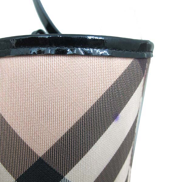 Burberry(������) 3489040 �� ���üũ PVC ��Ű(NICKIE) ���� ����� + ���� �Ŀ�ġ [��õ��] �̹���3 - ���̺��� �߰���ǰ