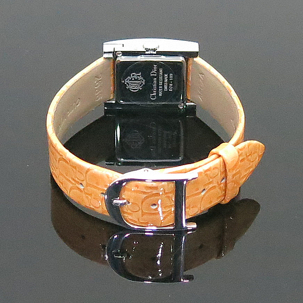 Dior(ũ����î���) D78-109 ���� �簢 ������ �ڰ��� ������ ���� ��� ���� �ð� [�λ꼾�Һ���] �̹���2 - ���̺��� �߰���ǰ