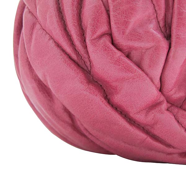 MiuMiu(�̿�̿�) ��Ƽ�� ��ũ ���� MATELASSE (��Ʈ���) ���� �ΰ� ��� 2WAY [��õ��] �̹���5 - ���̺��� �߰���ǰ