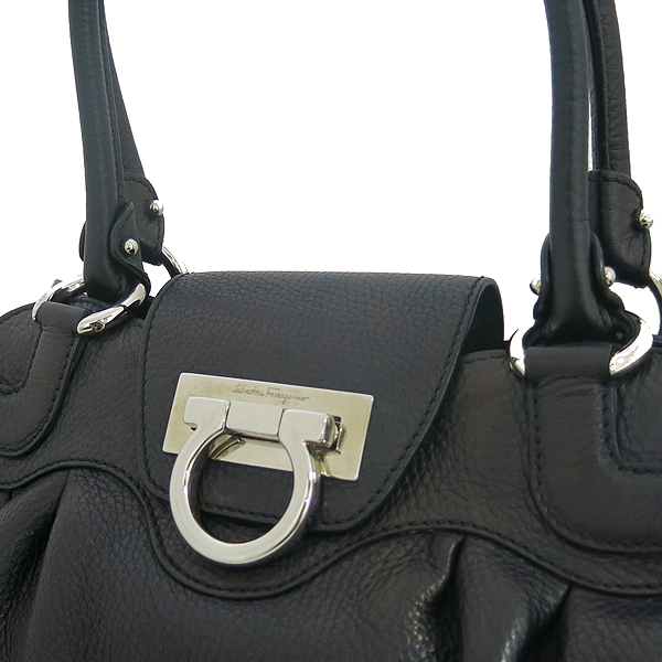 Ferragamo(��󰡸�) 21 6317 ���� ���� ���� ��ġ�� ��� ��Ʈ�� [���빮��] �̹���4 - ���̺��� �߰���ǰ