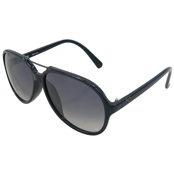 ������  ���۶�