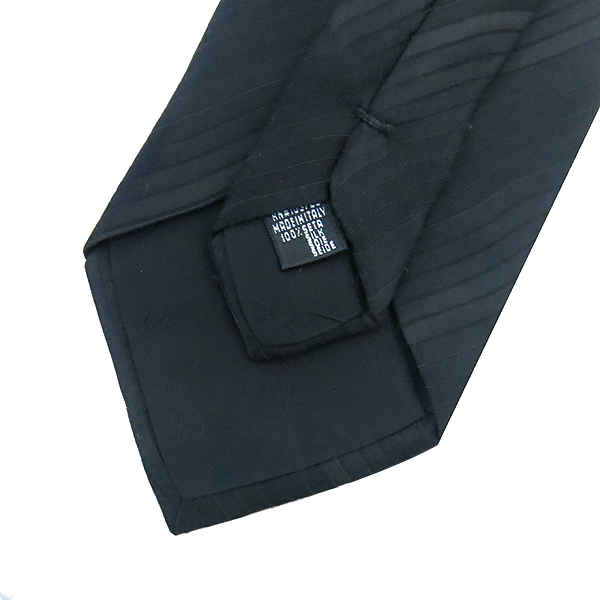 Armani(�Ƹ�����) 100% ��ũ ��Ÿ�� [�λ꼾�Һ���] �̹���4 - ���̺��� �߰���ǰ