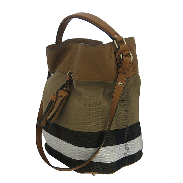 Burberry(������) 3982937 �Ͽ콺 üũ �׽� ��� �ֽ��� ȣ�� 2WAY [���빮��] �̹���2 - ���̺��� �߰���ǰ