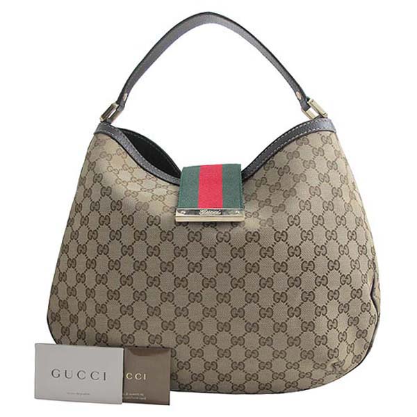 ����  �����