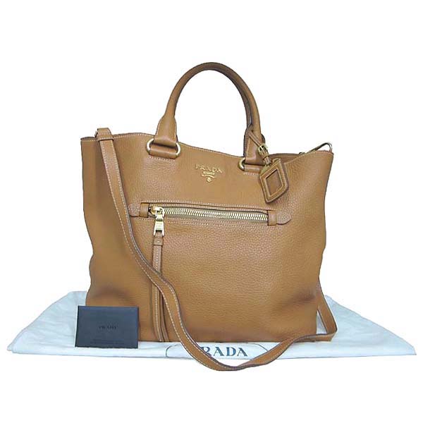 �����  �����