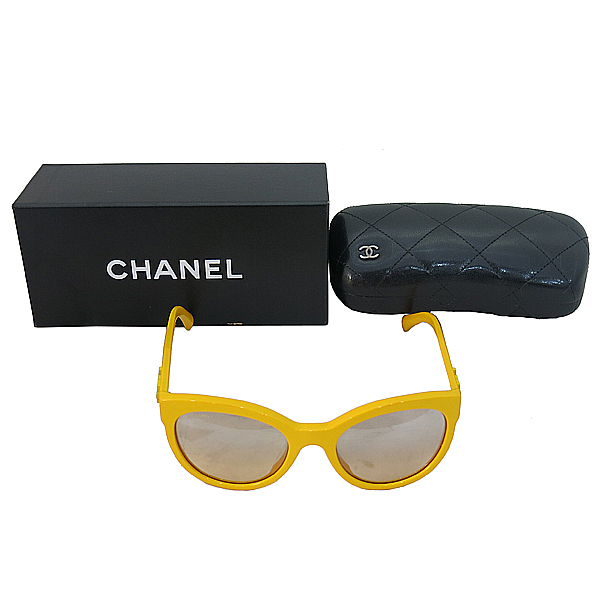 ����  ���۶�