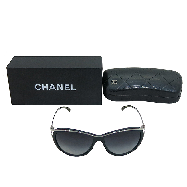 ����  ���۶�