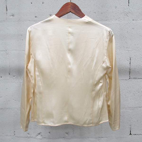 Armani(�Ƹ�����) ��ũ 100% ������ ����콺 ���� [���빮��] �̹���3 - ���̺��� �߰���ǰ