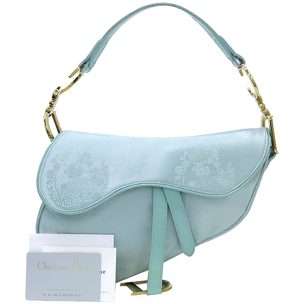 ���  �����