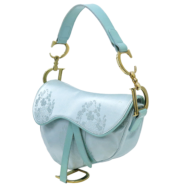 Dior(ũ����î���) D ���� �ΰ� ��� �ڼ���ġ ���� ����� �̹���3 - ���̺��� �߰���ǰ