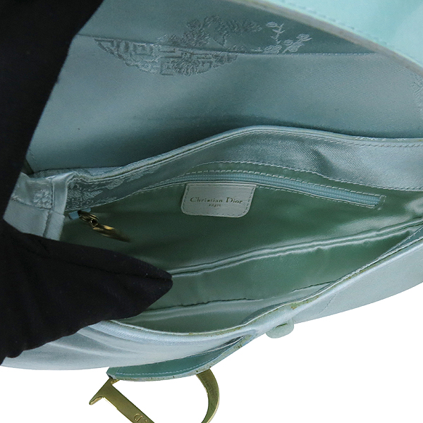 Dior(ũ����î���) D ���� �ΰ� ��� �ڼ���ġ ���� ����� �̹���7 - ���̺��� �߰���ǰ