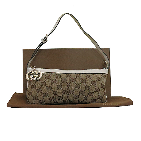 ����  �����