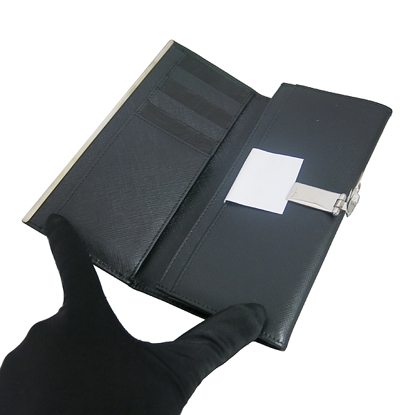 Ferragamo(��󰡸�) 22 4633 ���� ���ǾƳ� ���� ��ġ�� �ΰ� ������ [���빮��] �̹���3 - ���̺��� �߰���ǰ