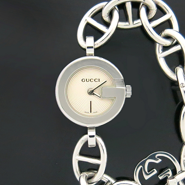 ����  �����ð�