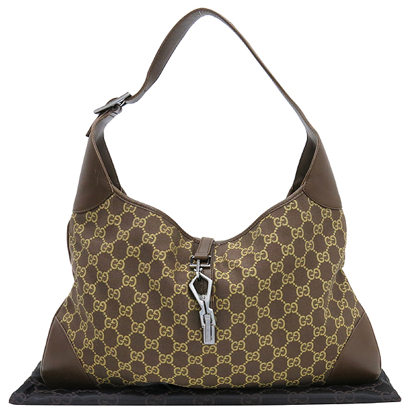 ����  �����