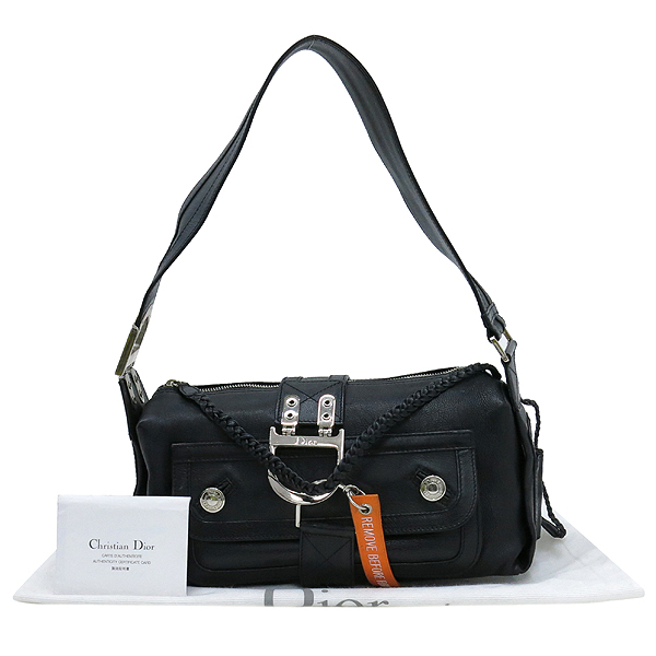 ���  �����